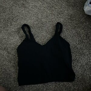 black lululemon tank